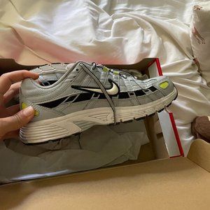 NIKE Grey P-6000 Sneakers US7.5 EU38